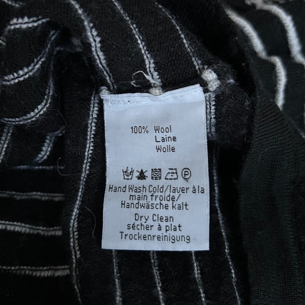 Neve⎪Wool Pullover Sweater In Size S. - Picture 7 of 11